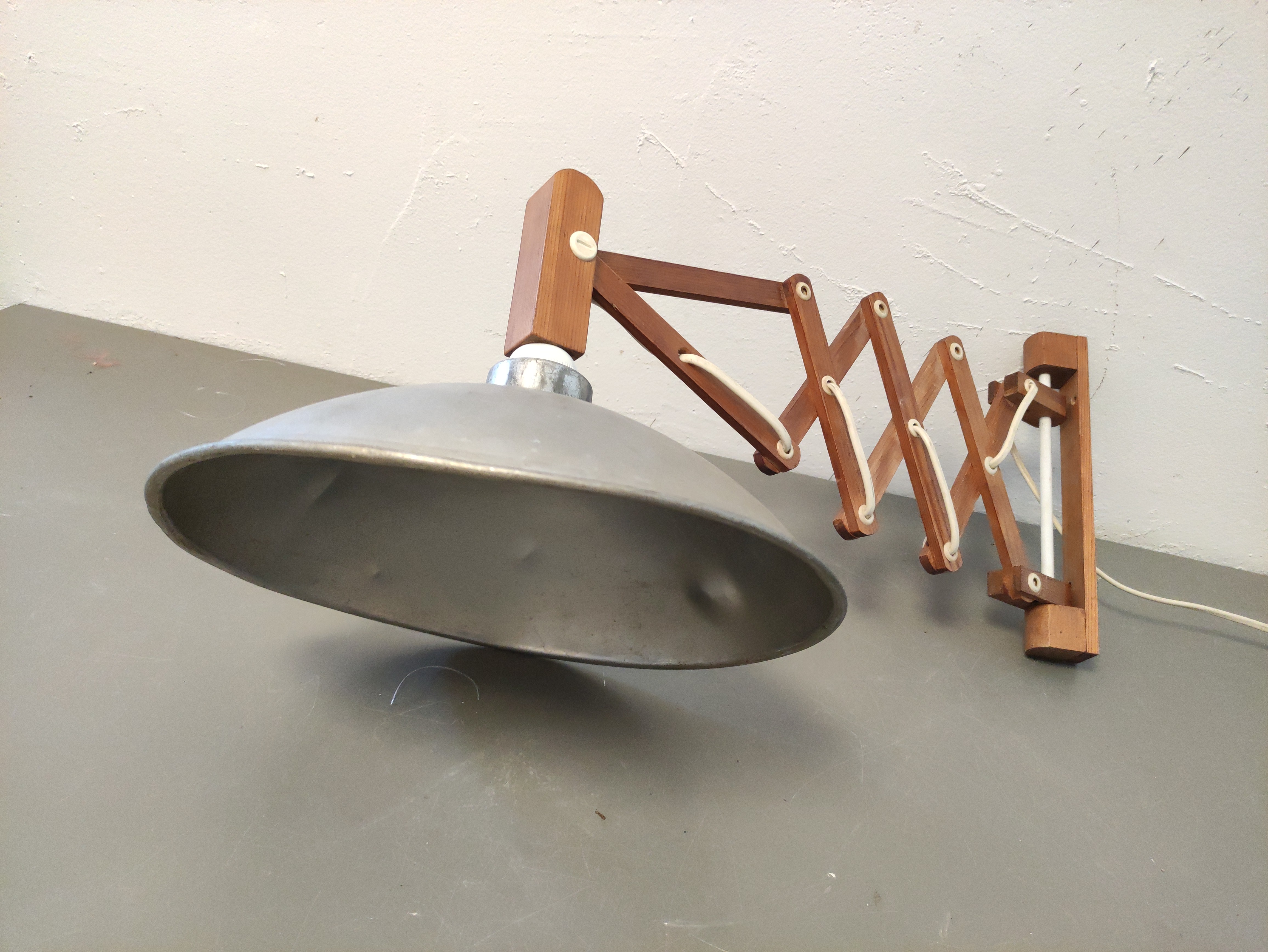 lampara flexo aplique pared mad met brazo 29.5-59 o30 1u